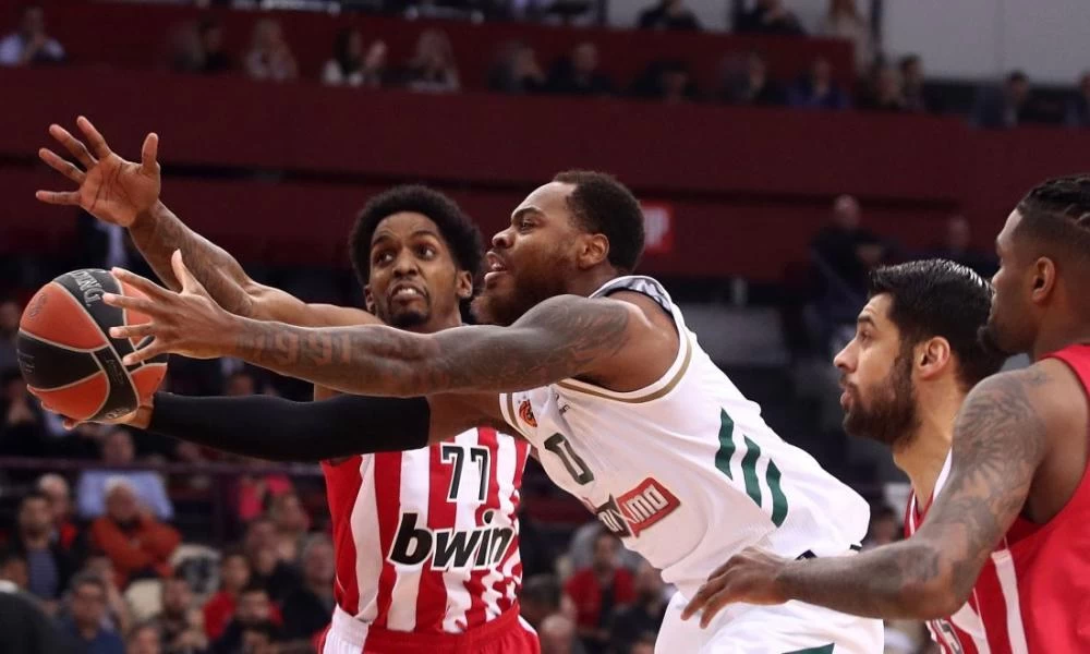 Ο Ολυμπιακός με «ήρωα» τον ΜακΚίσικ «λύγισε» τον Παναθηναϊκό